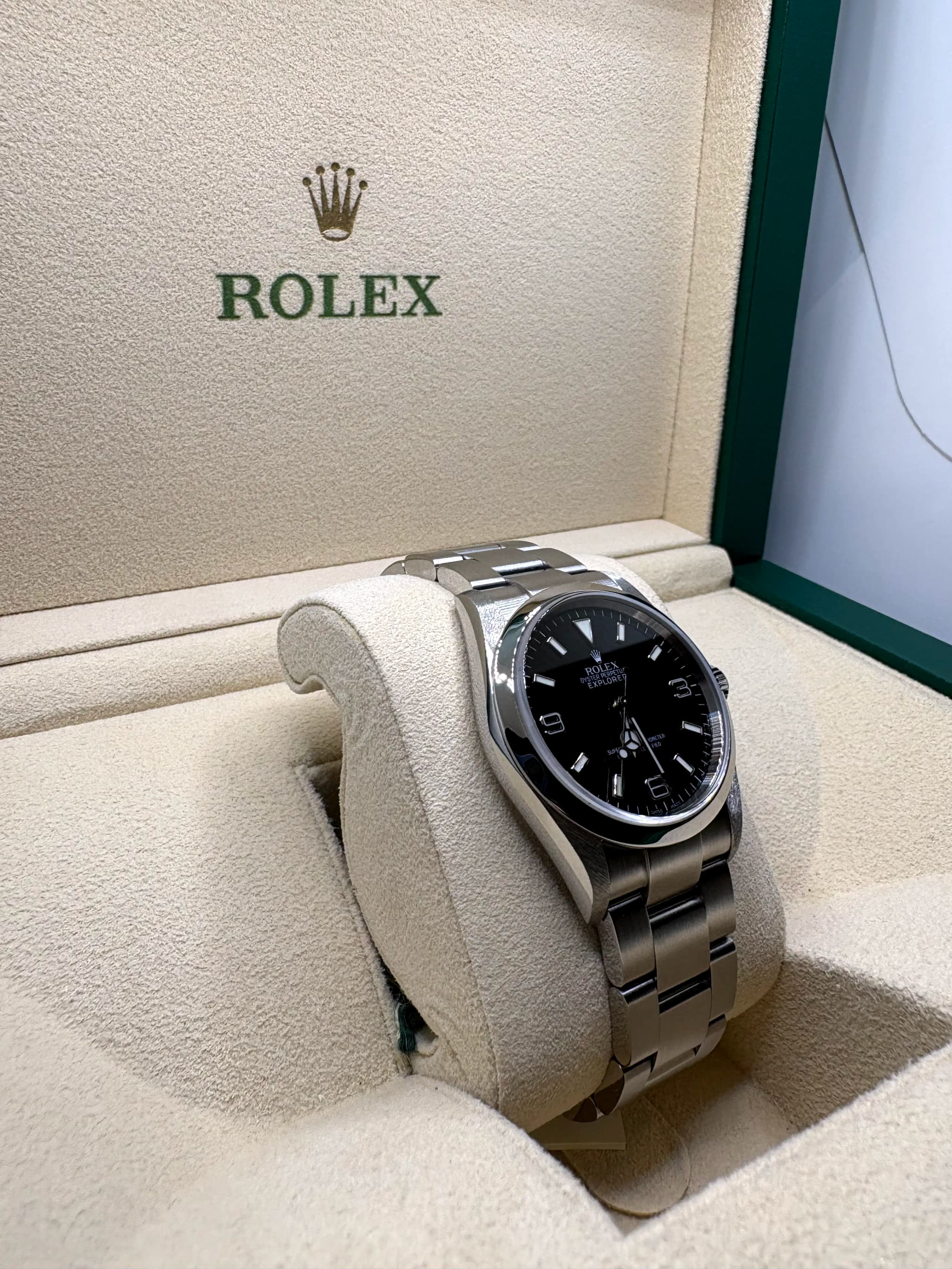 Rolex Oyster Perpetual Explorer
