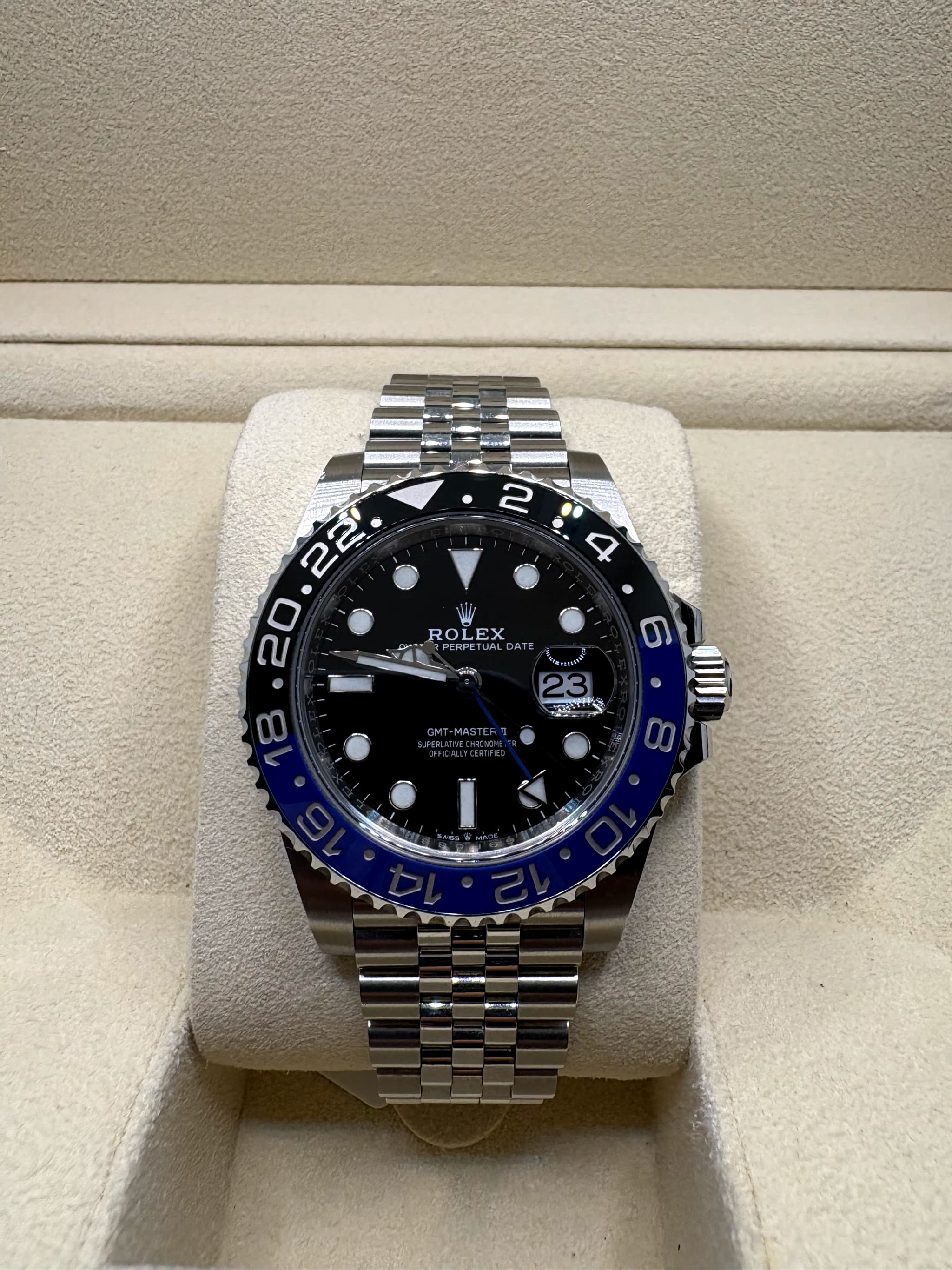 Rolex GMT-Master ll "Batgirl"