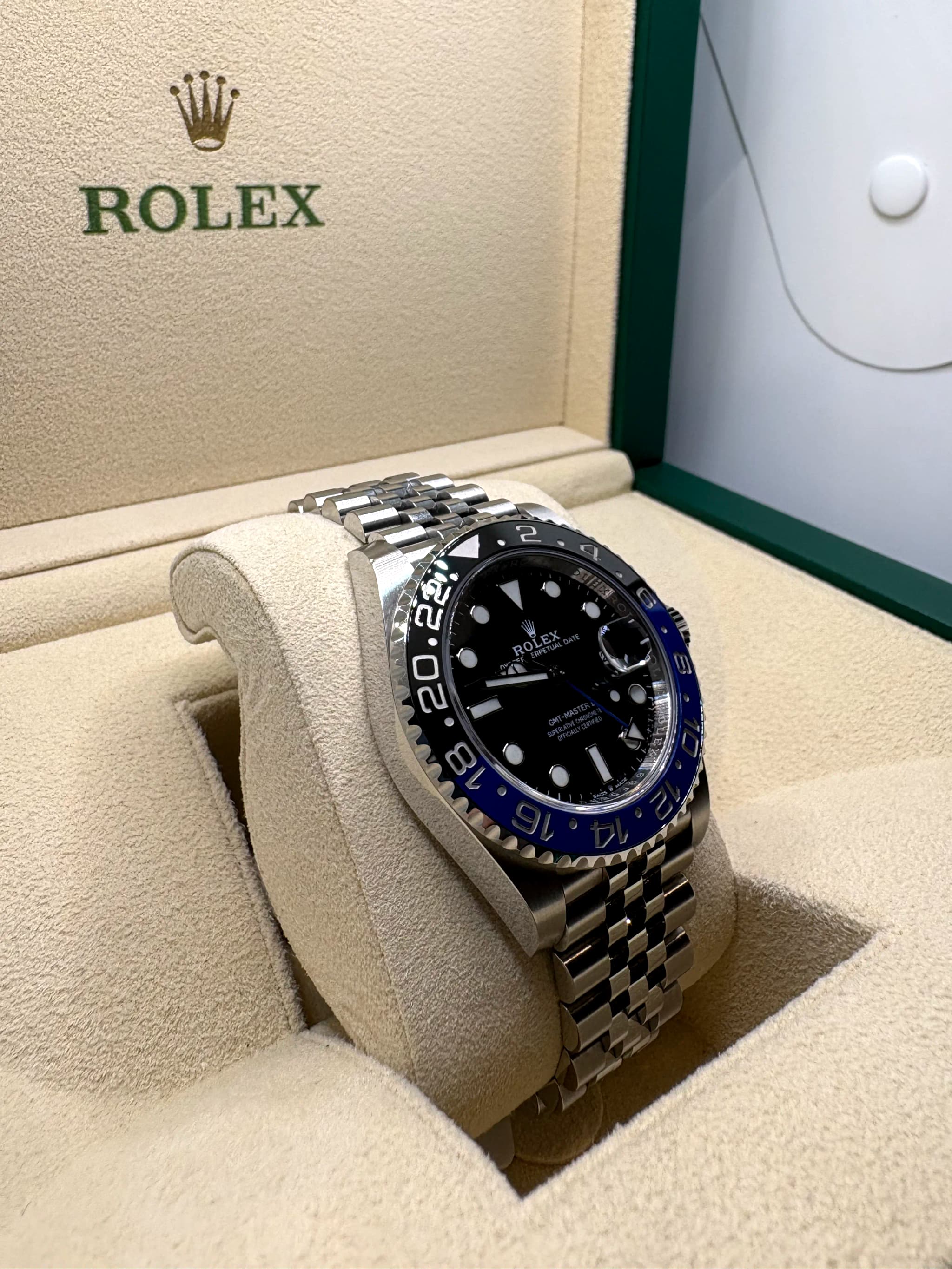 Rolex GMT-Master ll "Batgirl"