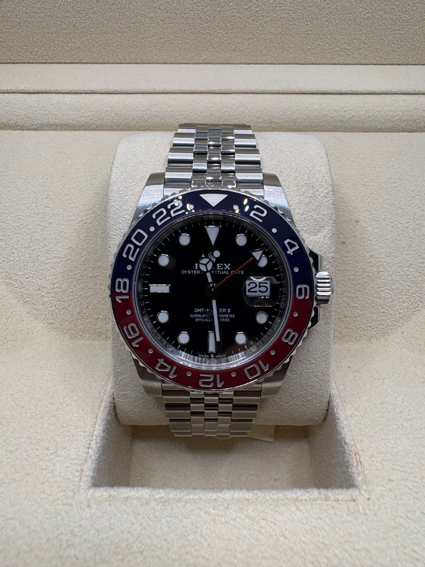 Rolex GMT-Master II  "Pepsi"