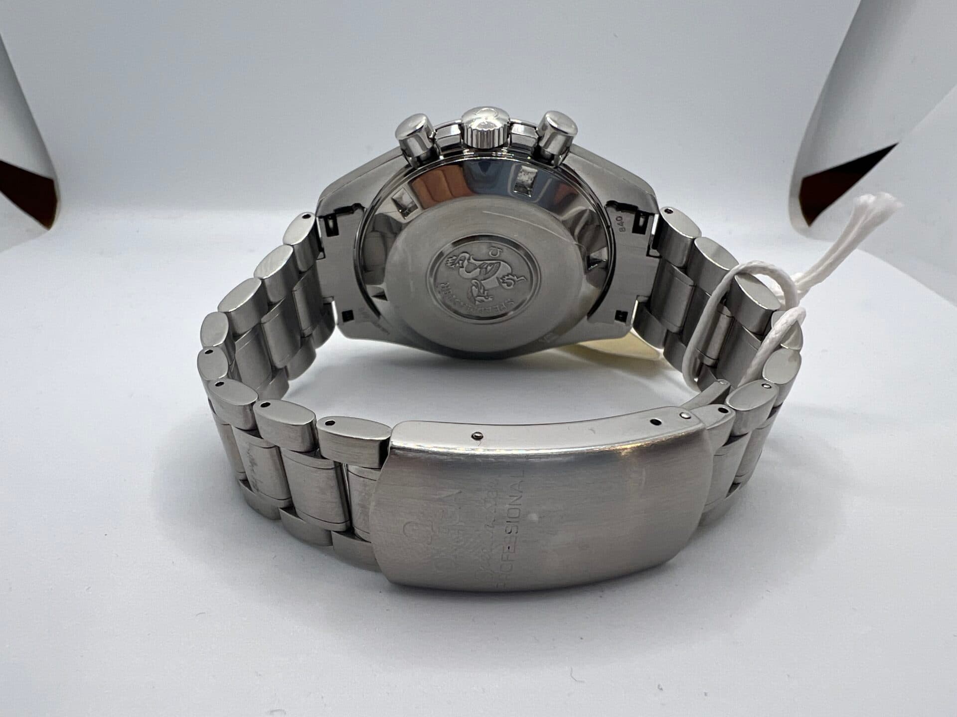 Omega speedmaster Broad Arrow